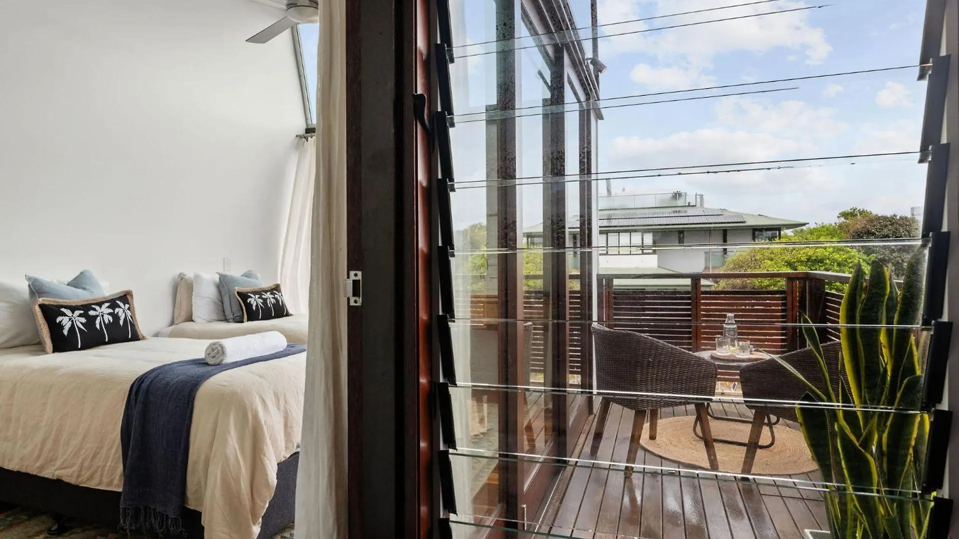 Luxury On The Bay - 2 X 3 Bedroom Apartments バイロンベイ