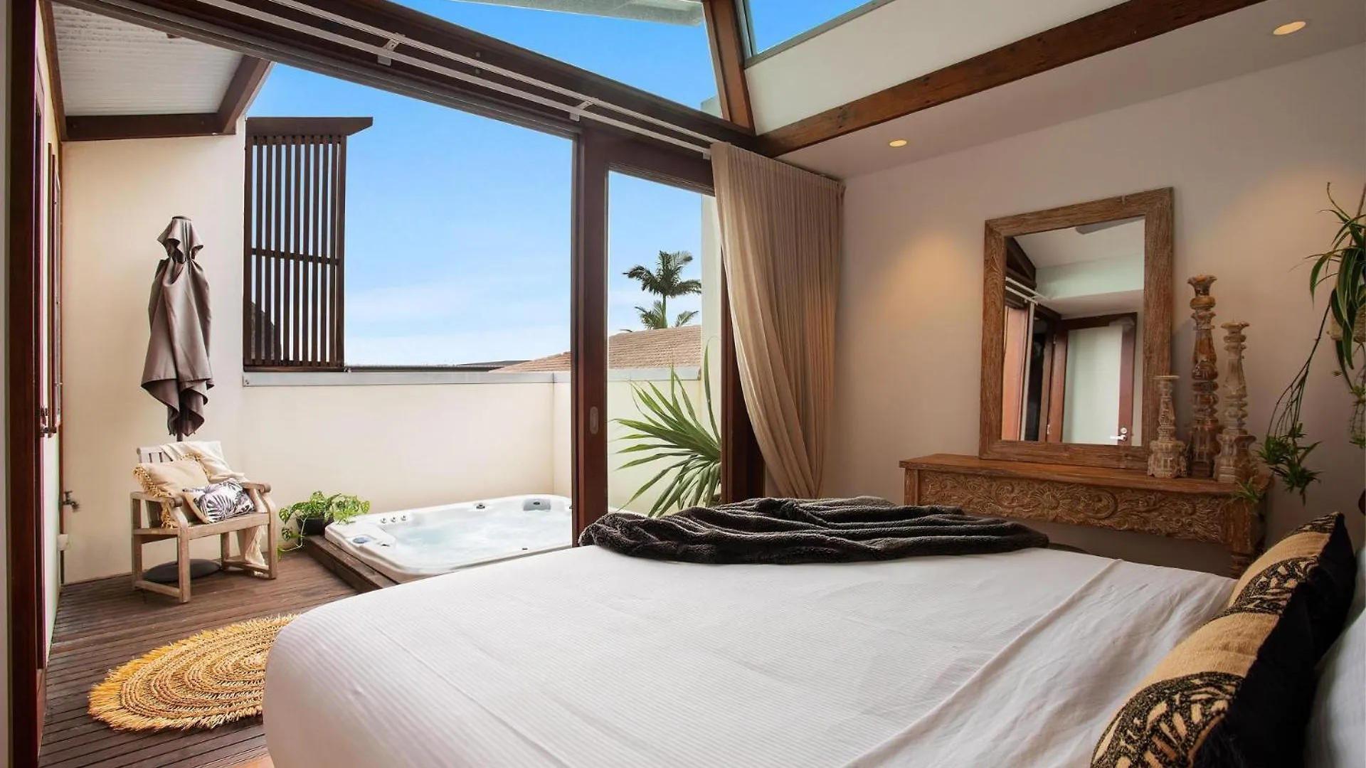 Luxury On The Bay - 2 X 3 Bedroom Apartments Byron Bay